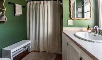151 Burke St, Appomattox, VA 24522