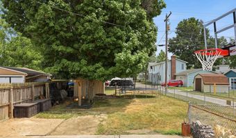 702 N Van Buren St, Auburn, IN 46706