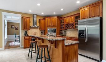 51 Drumlin Hill Rd, Bolton, MA 01740
