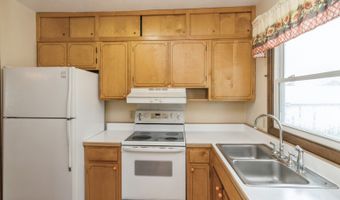 1122 E Ave, Albia, IA 52531