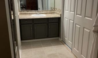 25 Stevens Ct, Bedminster, NJ 07921