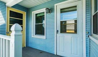 11 Bellevue Dr, Cranston, RI 02920