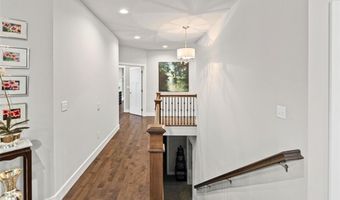 4715 Richland Woods Ct, Alton, IL 62002