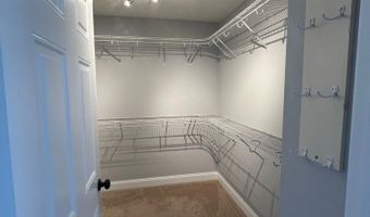 127 Lightwater Dr, Aberdeen, NC 28315