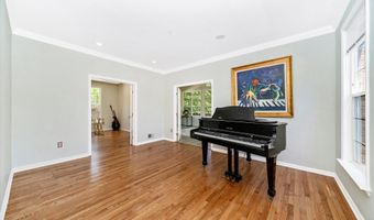 4406 HUNTCHASE Dr, Bowie, MD 20720