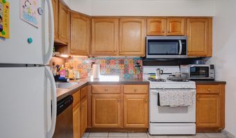 4 SUNSET Ave, Bayonne, NJ 07002