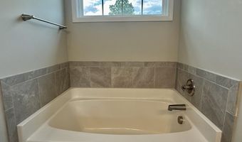 6836 Calloway Rd, Aberdeen, NC 28315