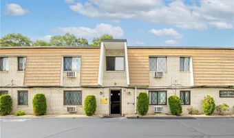 132 Hoffman Ave 207, Cranston, RI 02920