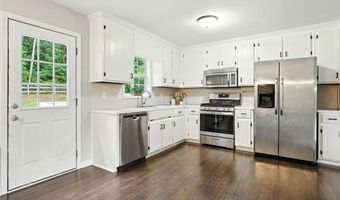 302 WHITE MARBLE Way, Ball Ground, GA 30107