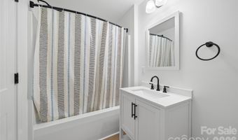 159 Wellington St, Asheville, NC 28806