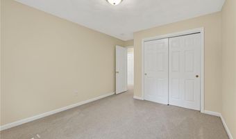 11 Soneric Ln, Richmond, RI 02812