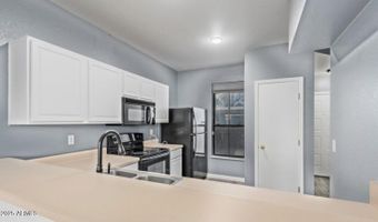 280 S ELIZABETH Way 14, Chandler, AZ 85225