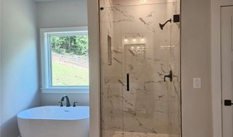222 Silvercrest Dr, Acworth, GA 30101