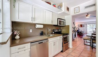 9280 Bay Harbor Ter 25, Bay Harbor Islands, FL 33154