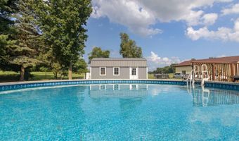 2816 Sharp, Adrian, MI 49221