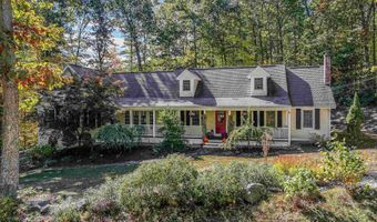 10 Barrington Dr, Bedford, NH 03110