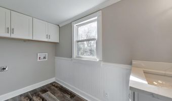 112 Cherry St, Adairsville, GA 30103