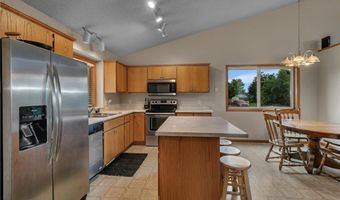 409 Highlands Dr, Albany, MN 56307