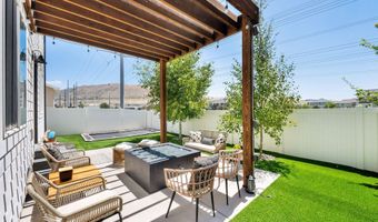 915 W MCKENNA, Bluffdale, UT 84065