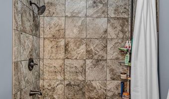 320 Harrison Ct, Auburn, KS 66402