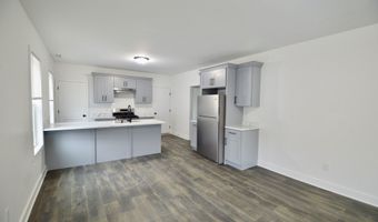 21 Nichols St, Ansonia, CT 06401