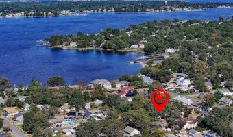 637 Compass Ave, Beachwood, NJ 08722