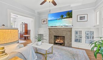 222 REDWOOD St, Alamo Heights, TX 78209