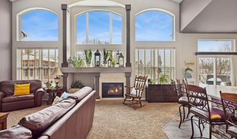 1950 Broadsmore Dr, Algonquin, IL 60102