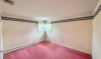 49 Lee Ave, Albertson, NY 11507