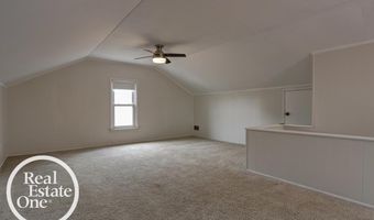 15560 Mclain Ave, Allen Park, MI 48101