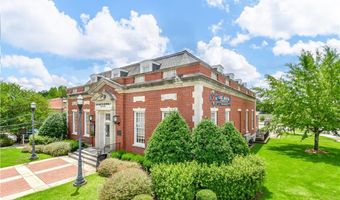 82 COURT Sq, Alexander City, AL 35010