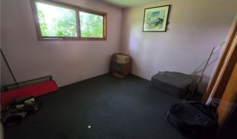 151 Cleveland Ct, Andover, OH 44003