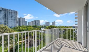 2801 NE 183rd St 510W, Aventura, FL 33160