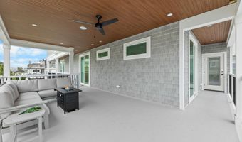 18 Mea Ln, Beach Haven, NJ 08008