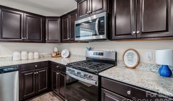 45 Ridge Circle Dr, Camden, SC 29020