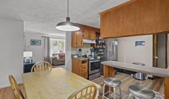 50 Circledale Dr, Cumberland, RI 02864