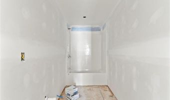 220 North St, Austin, IN 47102