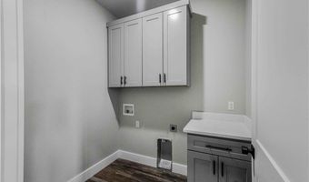 514 Waggoner Ln, Barling, AR 72923