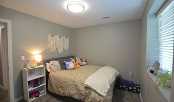 2413 S Lawson St, Aberdeen, SD 57401