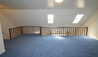 37 Cortland Cir, Bangor, ME 04401