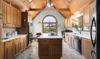50 Bridge Ave, Bay Head, NJ 08742