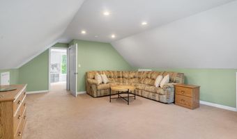 212 Oak Hill Rd, Barrington, NH 03825