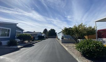 98042 W BENHAM Ln 15, Brookings, OR 97415