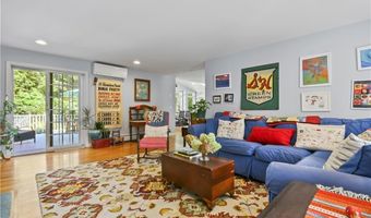 105 Watch Hl, East Greenwich, RI 02818