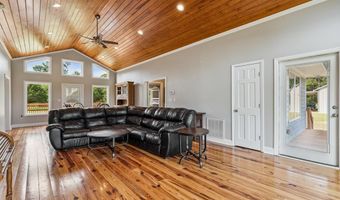 712 Blackberry Rd, Baconton, GA 31716