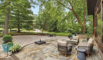 6921 AYR Ln, Bethesda, MD 20817