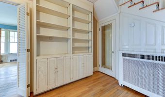 121 Guy Park Ave, Amsterdam, NY 12010