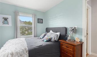 13 Vaughan Ave, Newport, RI 02840