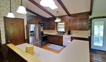1967 Cub Creek Rd, Appomattox, VA 24522