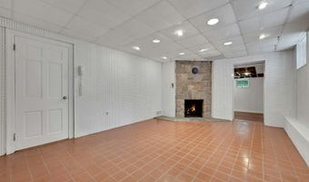 12 Laurel Ln, Darien, CT 06820